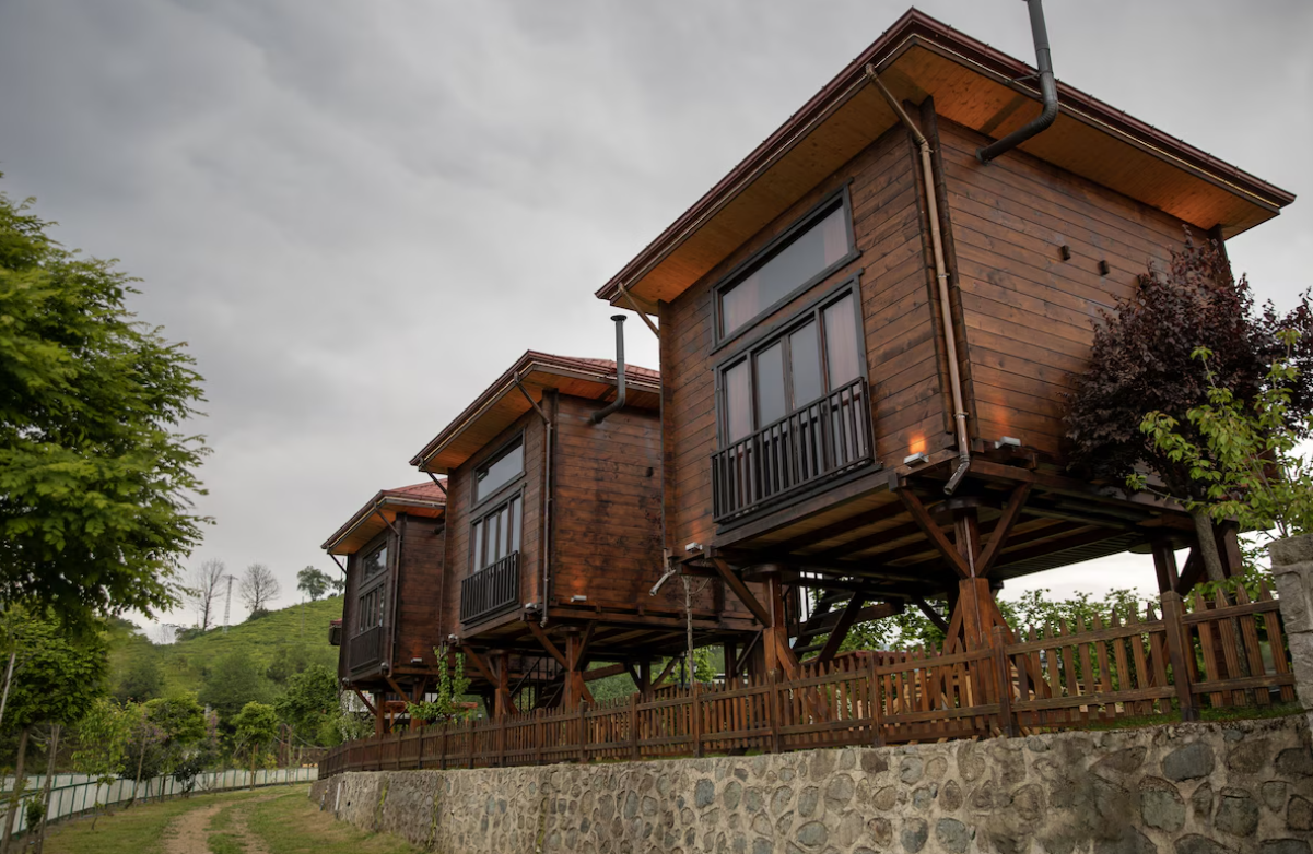 Tiny Retreat Slide 1